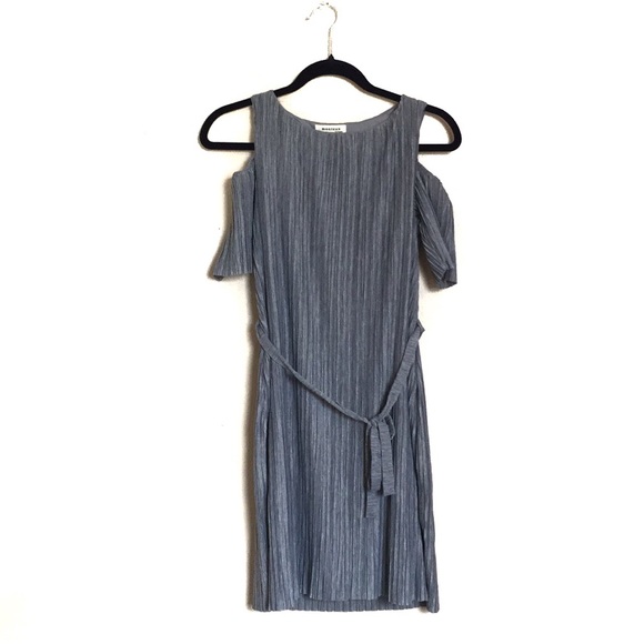 ๐ NWT Monteau Grey Dress Open Shoulder Wrap - Picture 2 of 8